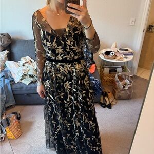 Chic Black and Gold Long Sleeve Dress